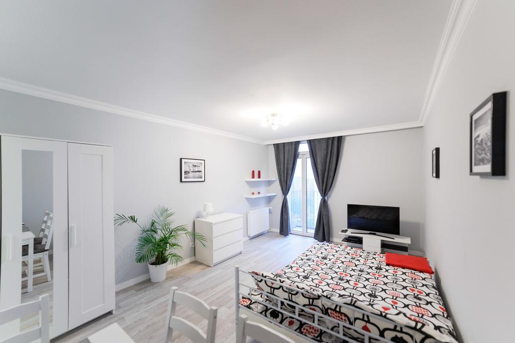 Apartament Grójecka Korotyńskiego Apartamento Varsóvia Quarto foto